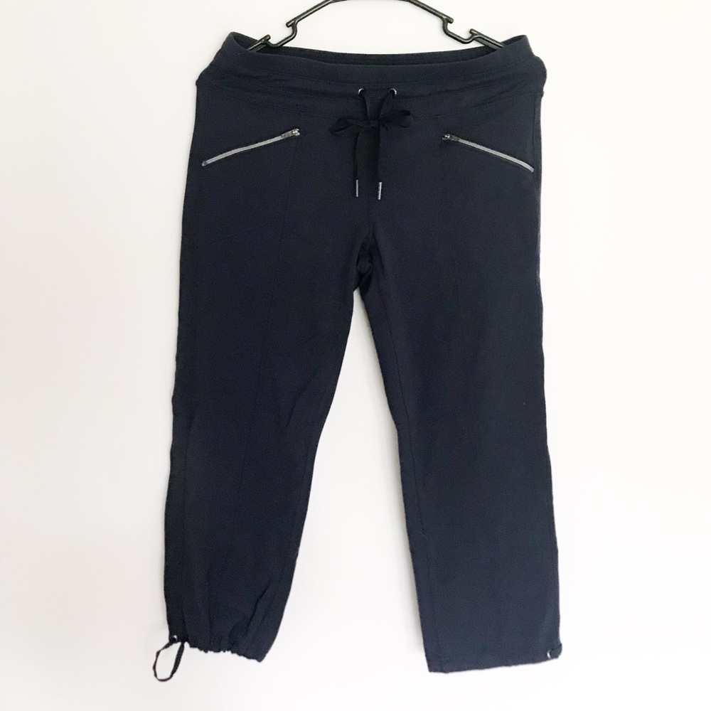 Athleta Draw String Capri Navy Blue Pants